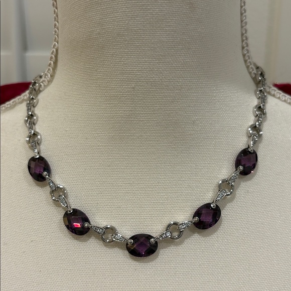 Vintage 925 Sterling Silver Station necklace w/ 5 lab-created amethyst stones - Picture 7 of 9